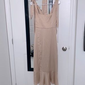 Show Me Your Mumu Claire Midi Dress Champagne Satin (S)